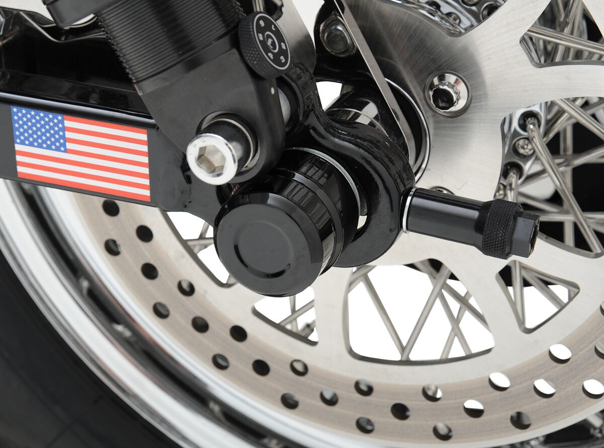 CAP AXLE REAR 08-12XL BK
