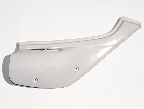 PANEL SIDE RIGHT XR600 WH