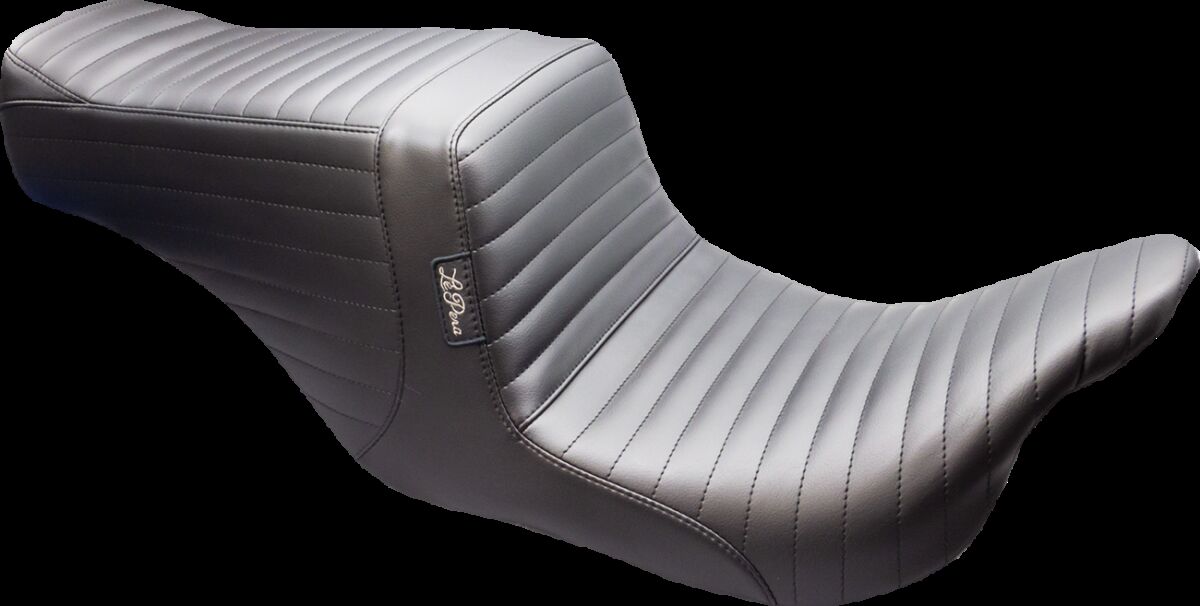 SEAT TAILWHIP UPFRONT PLEATED