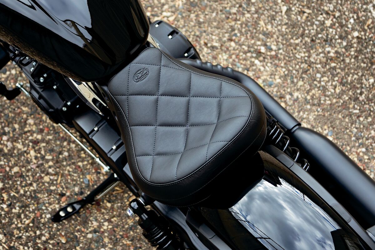 SEAT SOLO - SCOUT BOBBER 18-UP