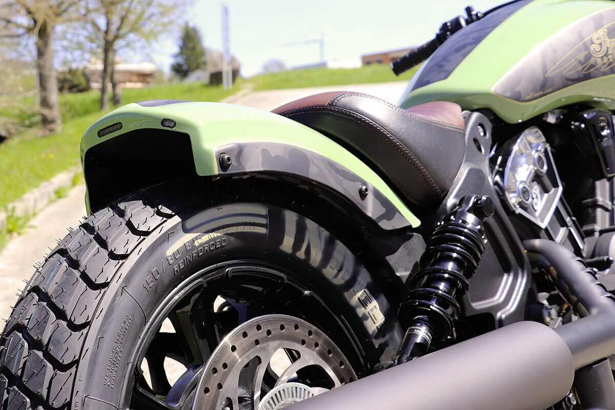 RR FENDER BOBBER BK SCOUT