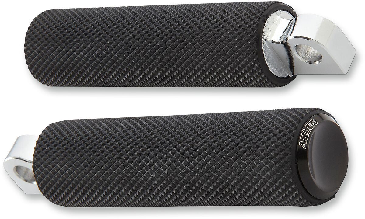 FOOTPEGS - KNURLED - BLACK