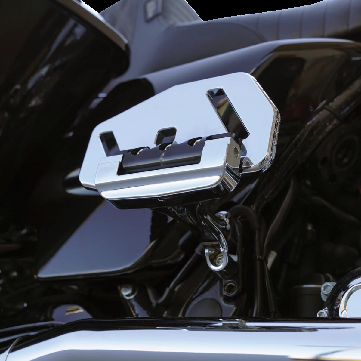 MOUNT PASSENGER FLOORBOARD FOR