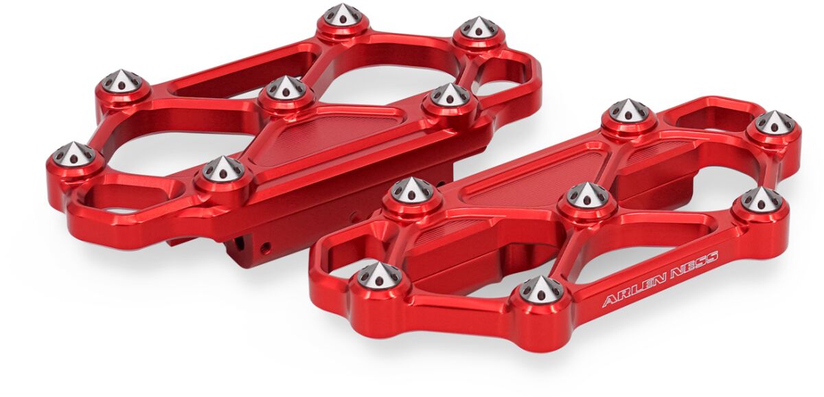 FLOORBOARD REAR - FLT 99-UP -
