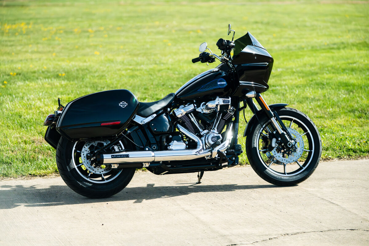 MUFFLER HP40 - SOFTAIL M8 2025