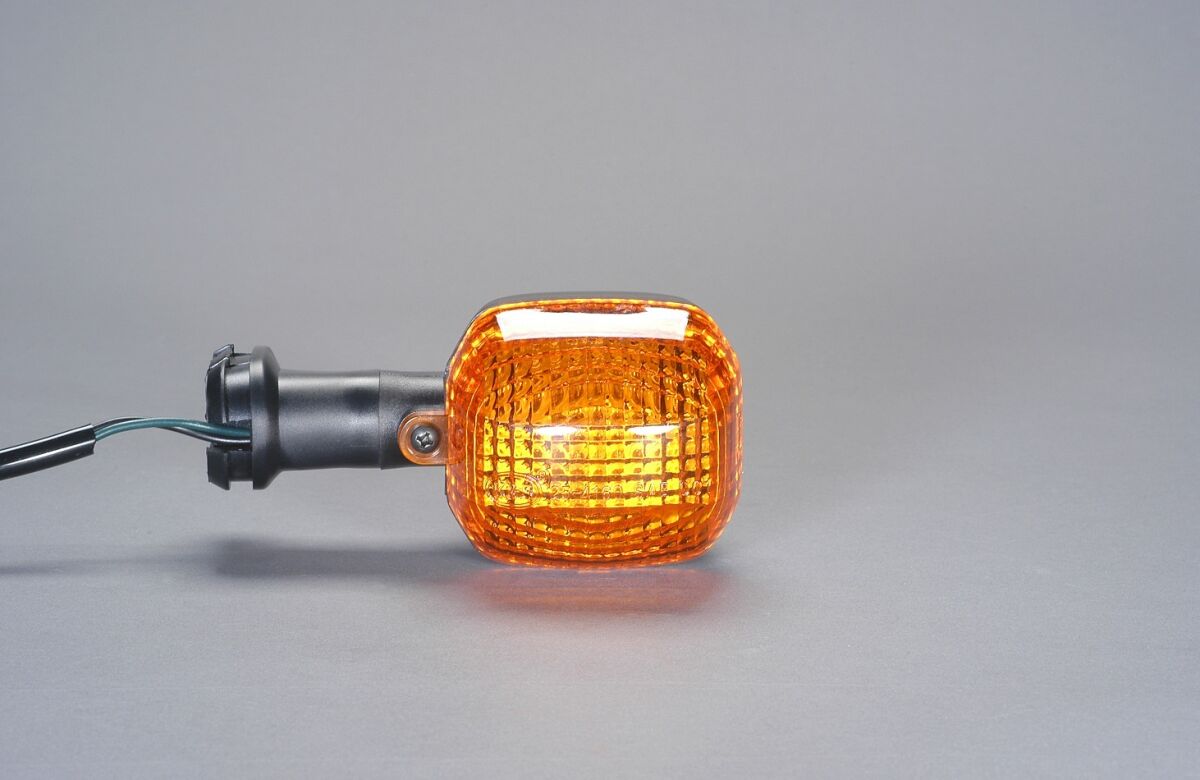 TURN SIGNAL YAM-AMBER