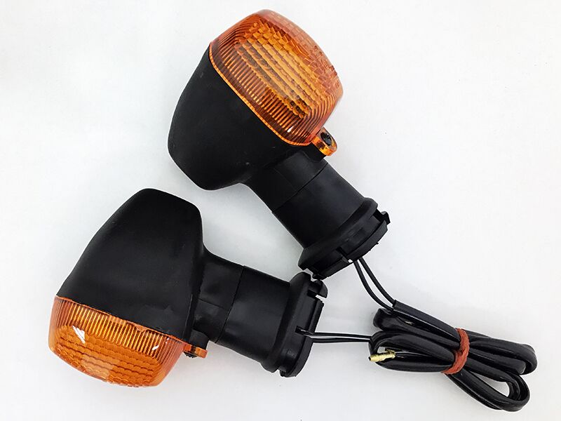 TURN SIGNAL AMBER YA FR