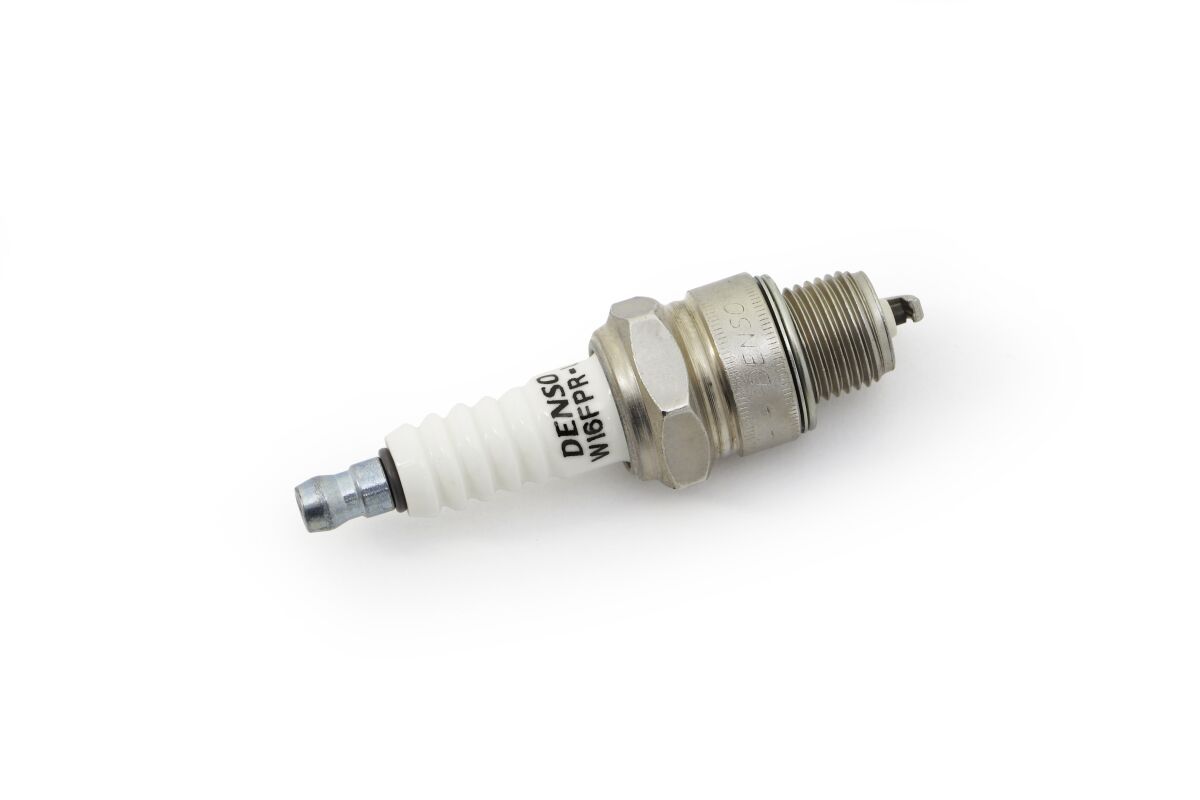 DENSO SPARKPLUG W16FPR-U