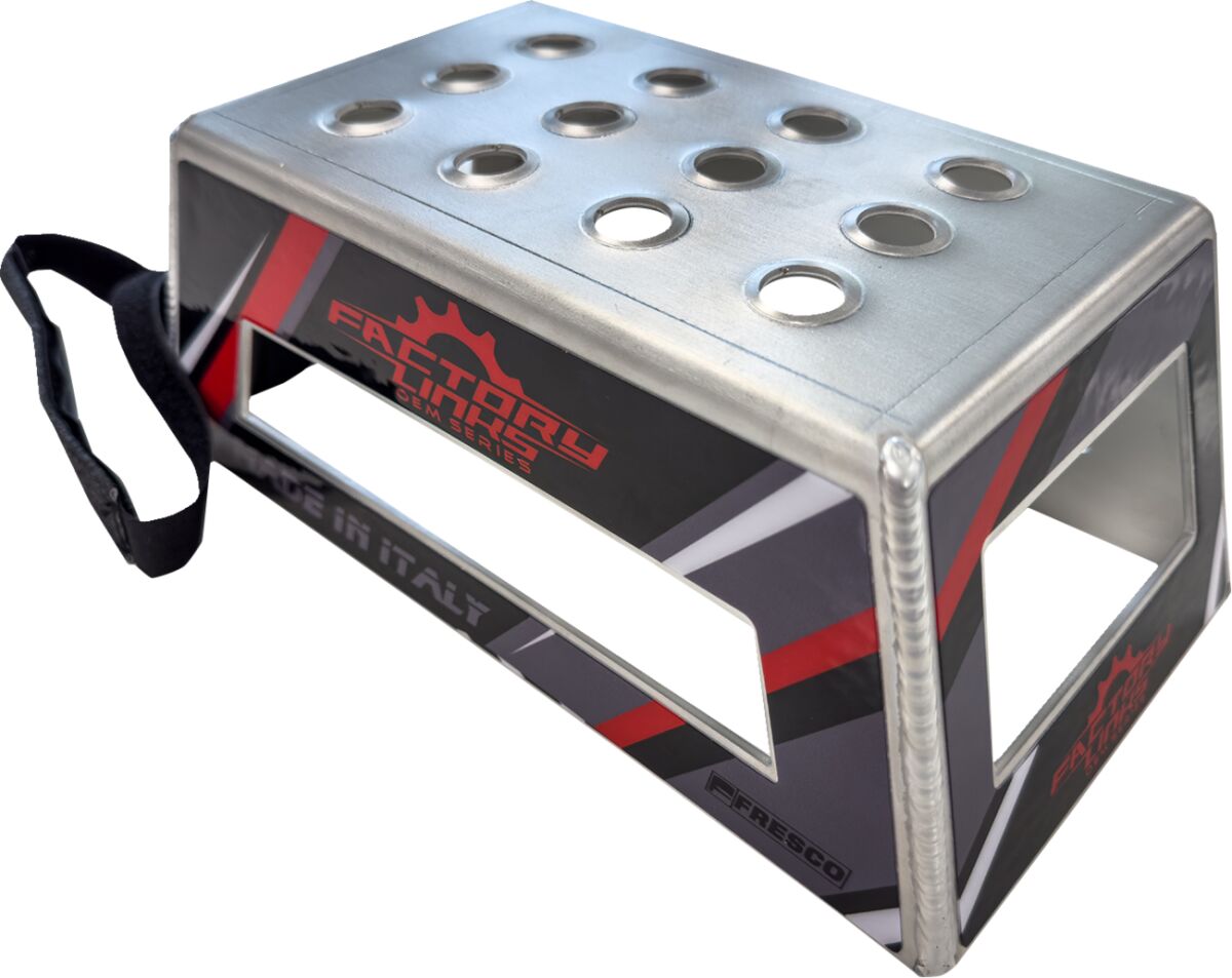 MOTO STARTING BLOCK
