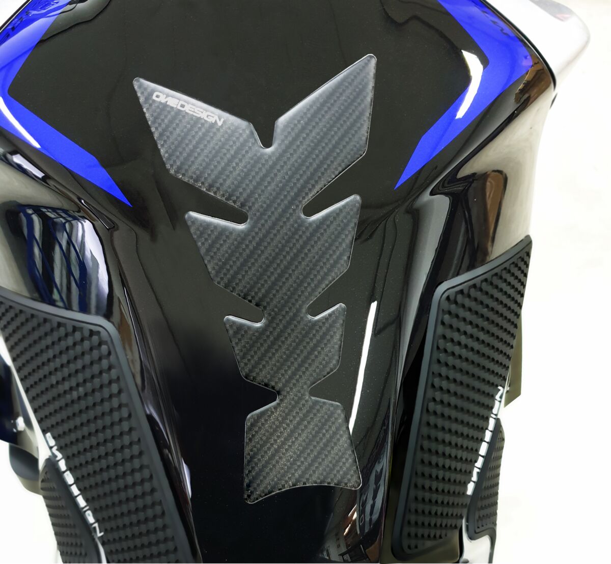 TANKPAD MOON MATT CARBON