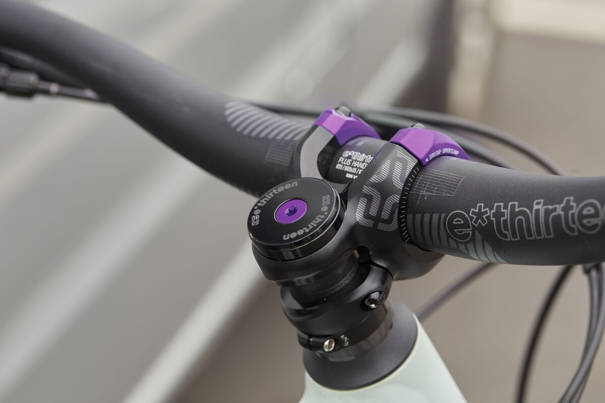 TOP CAP + HEADSET SPACER PURPL