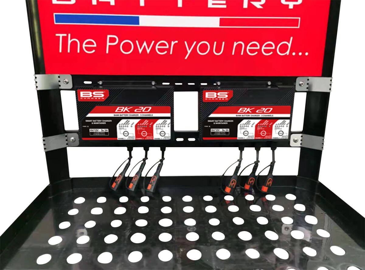 DISPLAY CHARGING MOUNT